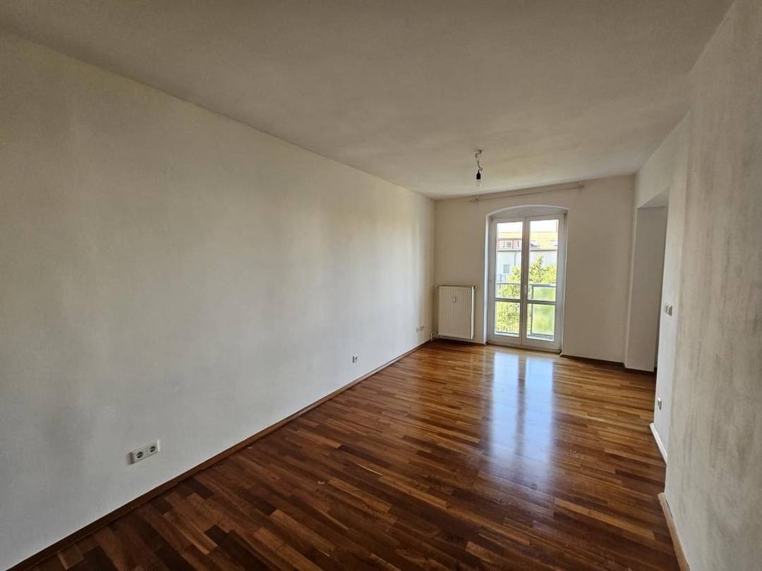 Berlin-Mitte am Zionskirchplatz: 2-Zimmer-Altbau mit Balkon & Fernsehturmblick – Bild 9