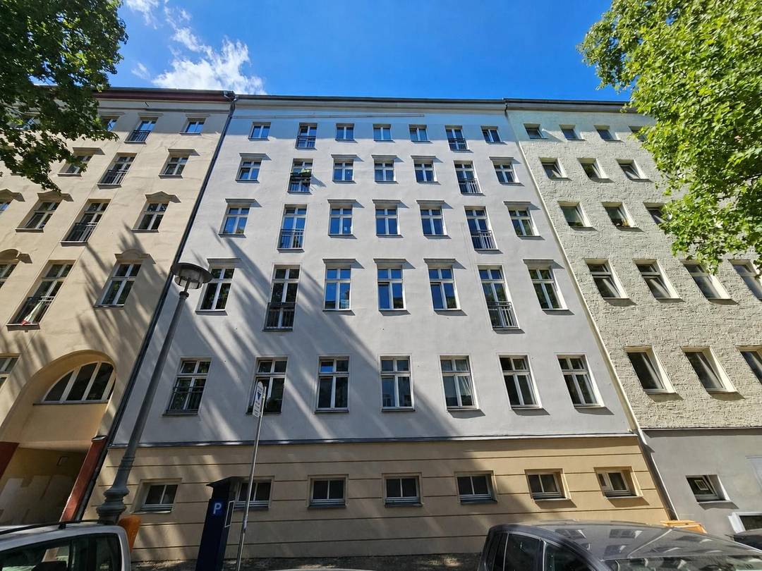 Berlin-Mitte am Zionskirchplatz: 2-Zimmer-Altbau mit Balkon & Fernsehturmblick – Bild 19