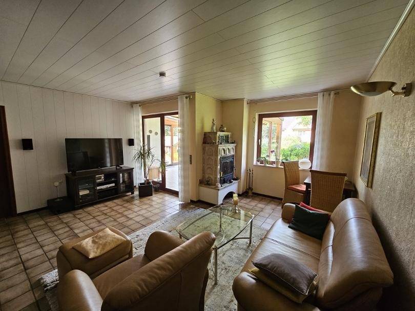 Lichterfelde: 3-Zimmer-Wohnung mit Wintergarten, ca. 120 m² Garten zur alleinigen Nutzung, Kamin & Stellplatz – Bild 6