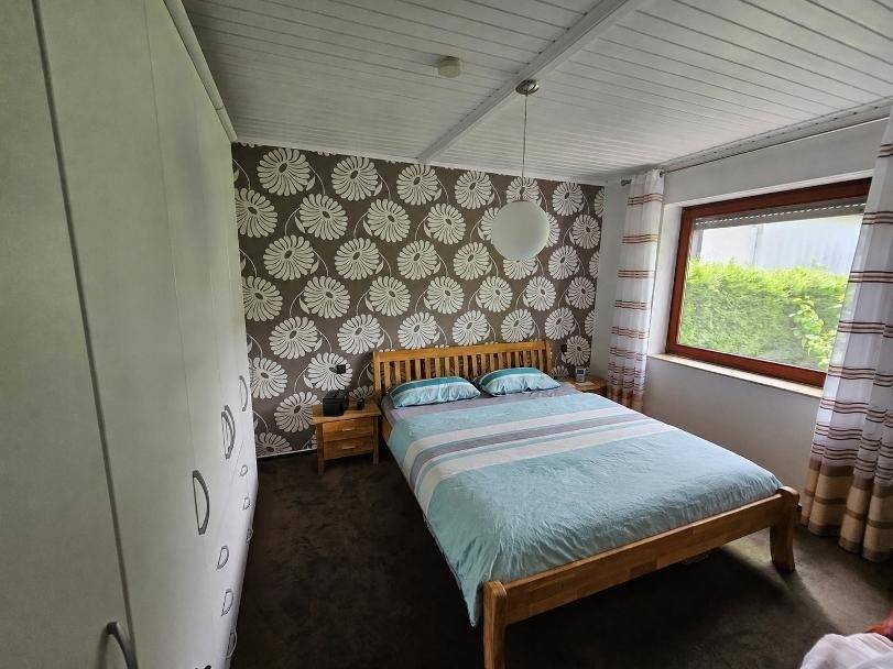 Lichterfelde: 3-Zimmer-Wohnung mit Wintergarten, ca. 120 m² Garten zur alleinigen Nutzung, Kamin & Stellplatz – Bild 10