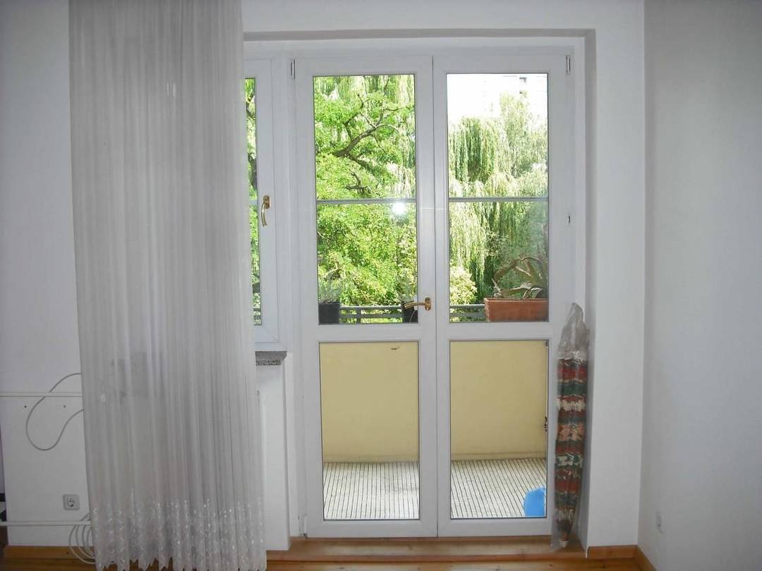 Wilmersdorf am Volkspark: 2-Zimmer-Altbau mit Südbalkon direkt am Schoelerpark – Bild 5