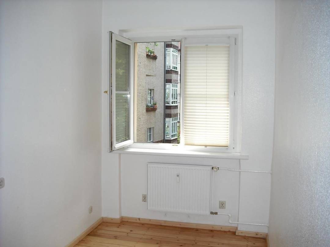Wilmersdorf am Volkspark: 2-Zimmer-Altbau mit Südbalkon direkt am Schoelerpark – Bild 12