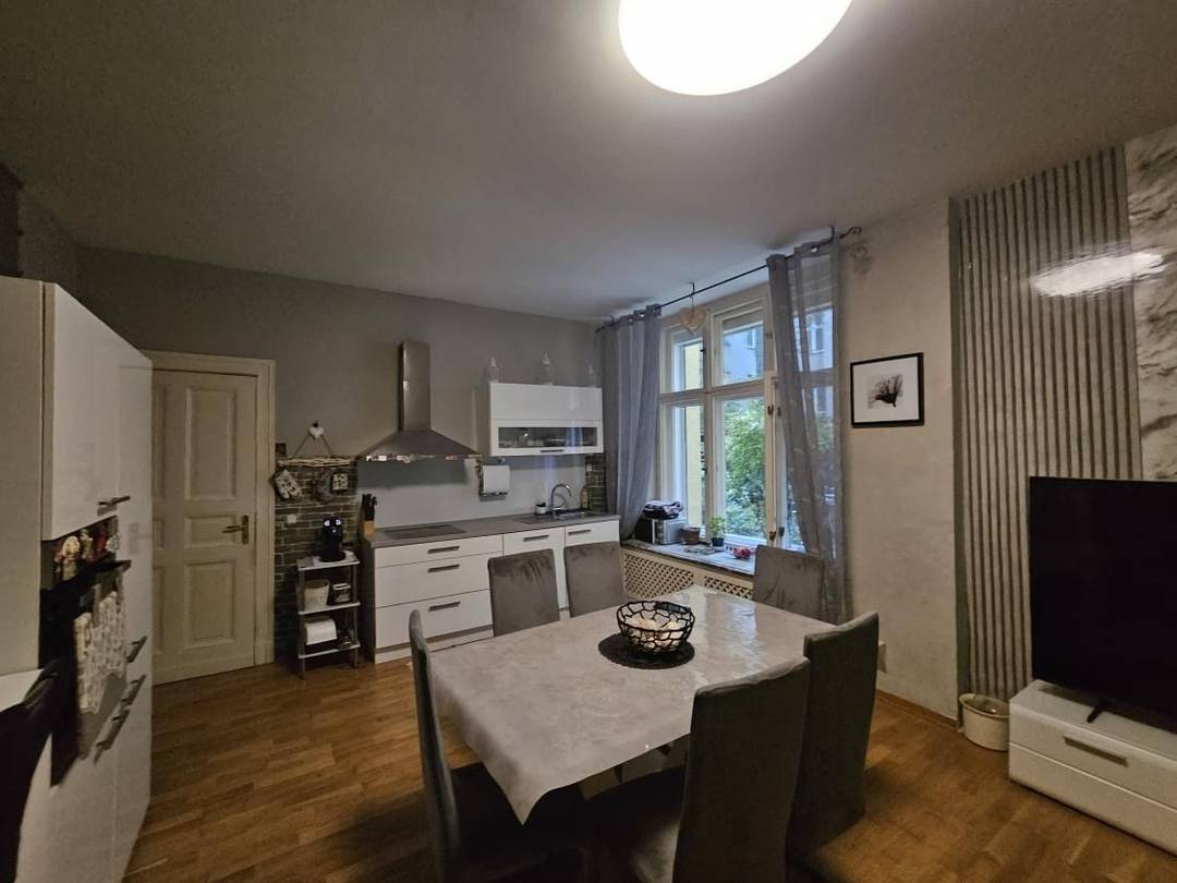 Schöneberg am Winterfeldtplatz: vermietete 3-Zimmer-Altbauwohnung als Kapitalanlage – Bild 6