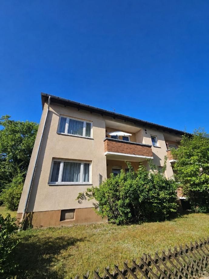 Lankwitz: bezugsfreie 3-Zimmer-Wohnung mit Süd-Loggia, Stellplatz & großem Keller – Bild 1