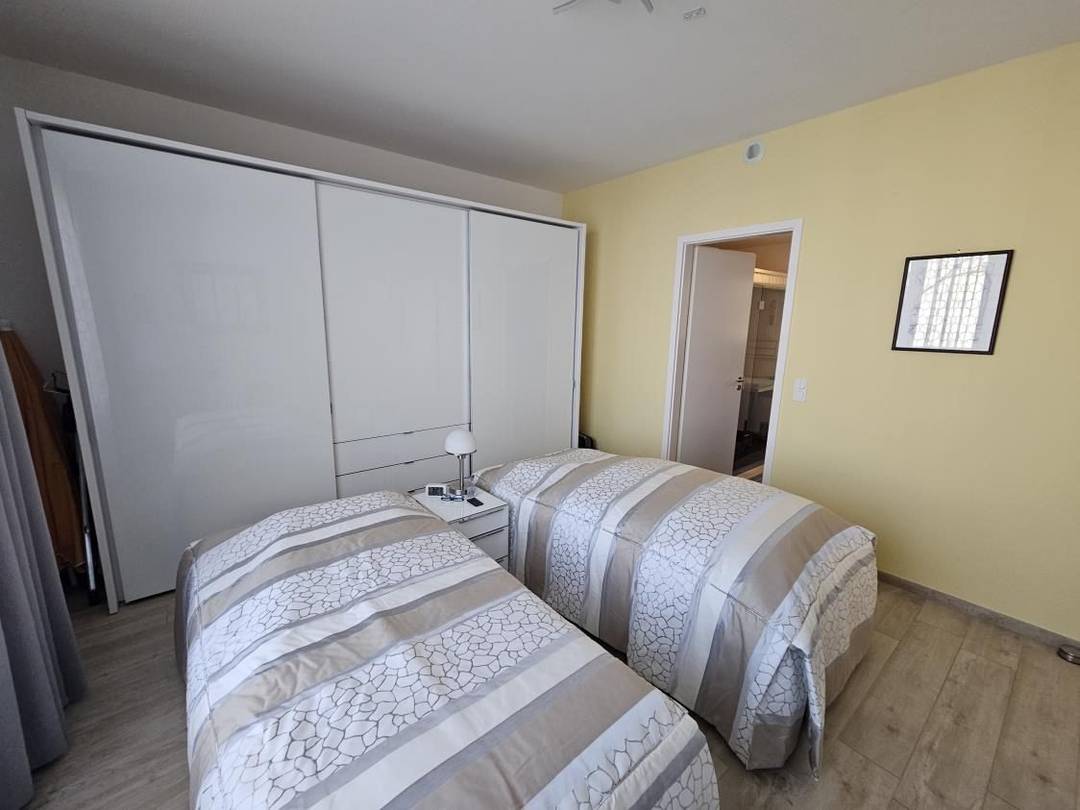 Charlottenburg am Ku’damm: barrierefreie 4-Zimmer-Wohnung mit 2 Balkonen, Sauna & Tiefgarage – Bild 11