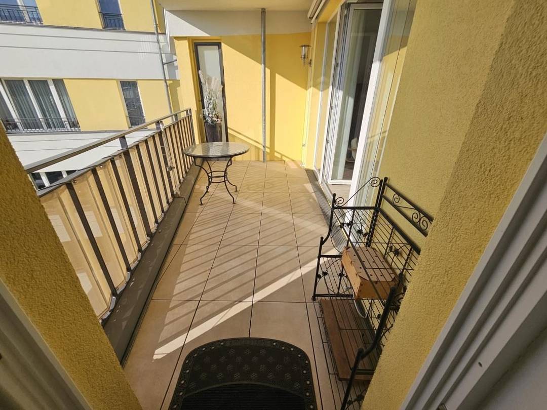 Charlottenburg am Ku’damm: barrierefreie 4-Zimmer-Wohnung mit 2 Balkonen, Sauna & Tiefgarage – Bild 19